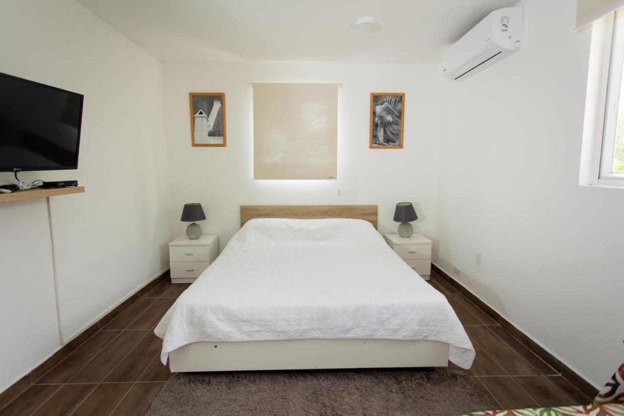 Westpunt Beach Apartments Willemstad Luaran gambar