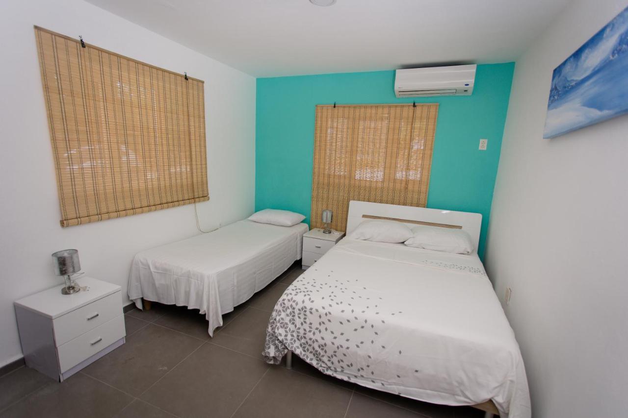 Westpunt Beach Apartments Willemstad Luaran gambar
