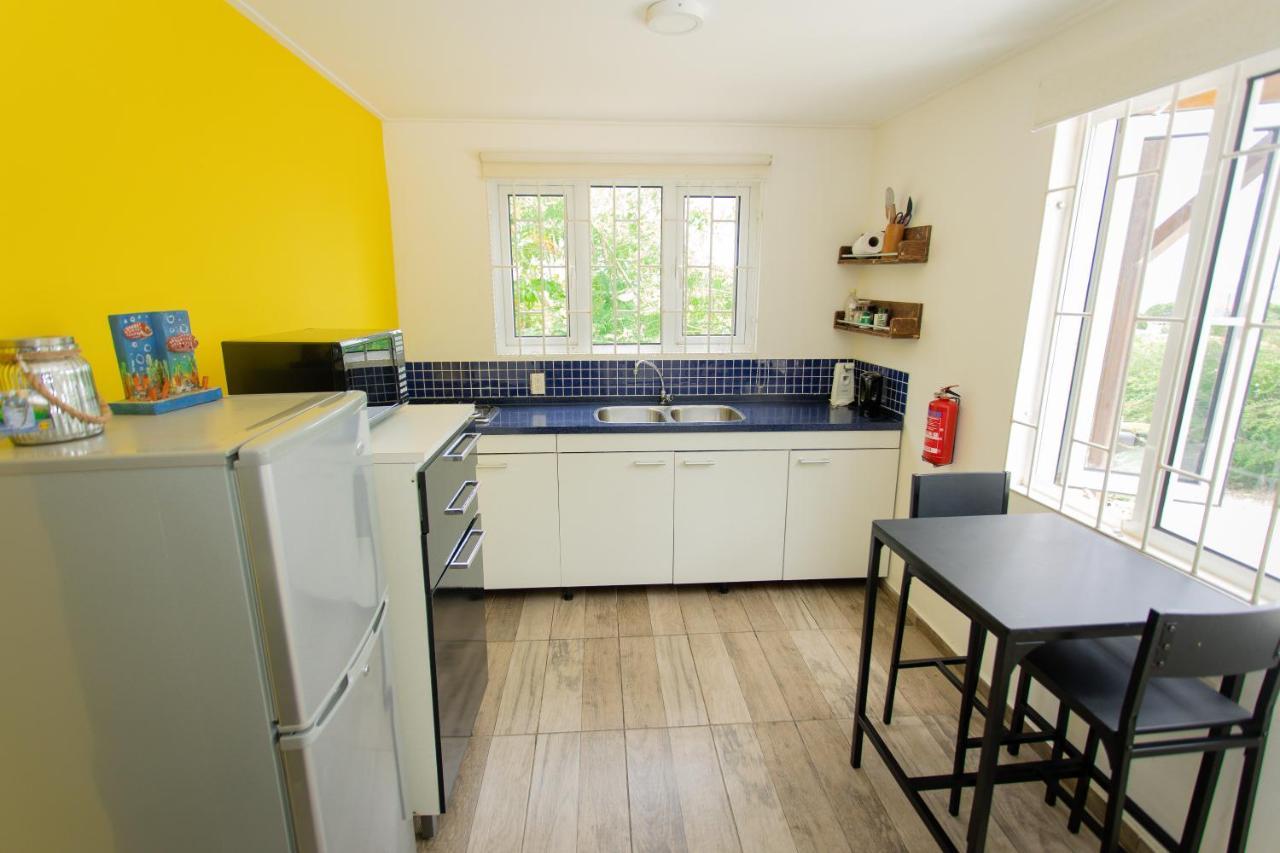 Westpunt Beach Apartments Willemstad Luaran gambar